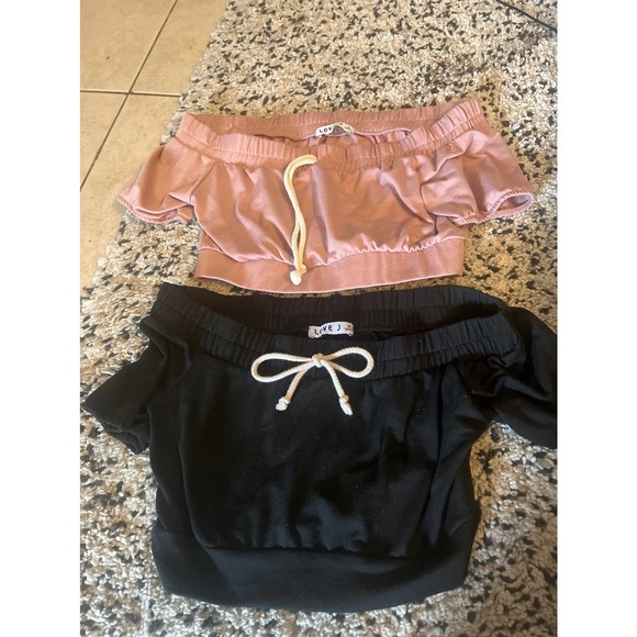 love J Tops - Lot of two cute crops! Size M